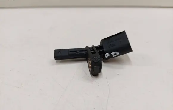 Volkswagen PASSAT B6 ABS brake wheel speed sensor 7H0927804