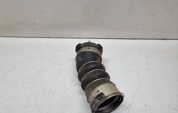 BMW X3 F25 Intercooler hose/pipe 