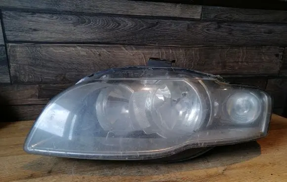 Audi A4 S4 B7 8E 8H Headlight/headlamp
