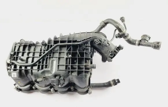 BMW 5 G30 G31 Intake manifold 72344186 8603914 72344265
