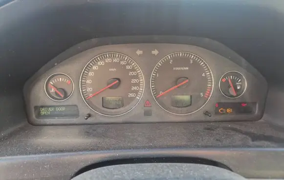 Volvo S60 Speedometer (instrument cluster) 69294730T 1206379 8673262