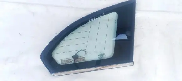 Chevrolet Captiva Rear side window dot736as2m32