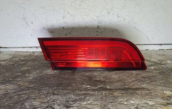 Jaguar XF Tailgate rear/tail lights 8X2315K273 2NE23804603
