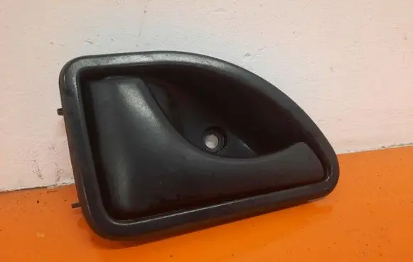 Nissan Kubistar Front door interior handle 8200247802