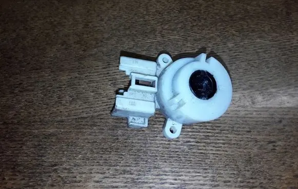 Toyota Auris 150 Ignition lock contact NOCODE