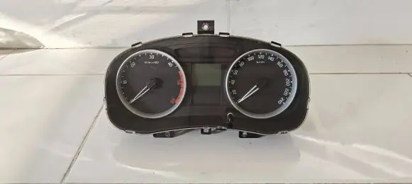 Skoda Roomster (5J) Speedometer (instrument cluster) 5J0920810C V2823466 SKZ7Z004266823