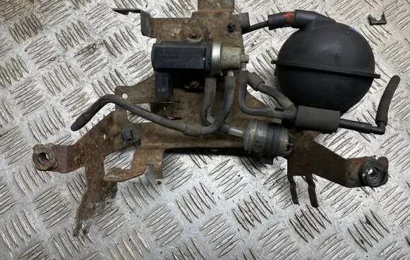 Volkswagen Transporter - Caravelle T5 Turbo solenoid valve 1J0906627B 72290345 054129808