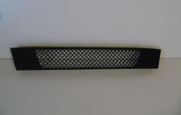 BMW 1 E82 E88 Front bumper lower grill 51117178710