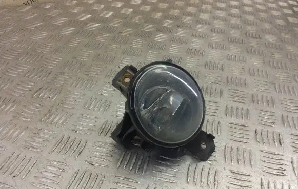 BMW 1 E81 E87 Front fog light 7837502