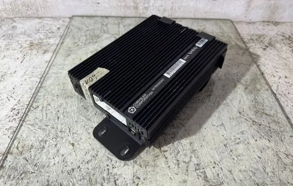 Chrysler 300M Sound amplifier 36670 04760293AD P04760293AD