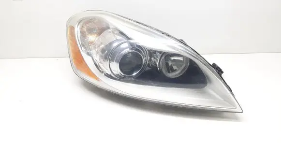 Volvo XC60 Headlight/headlamp 30763138 89902827