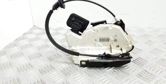 Seat Leon (5F) Front door lock 5K1837016E