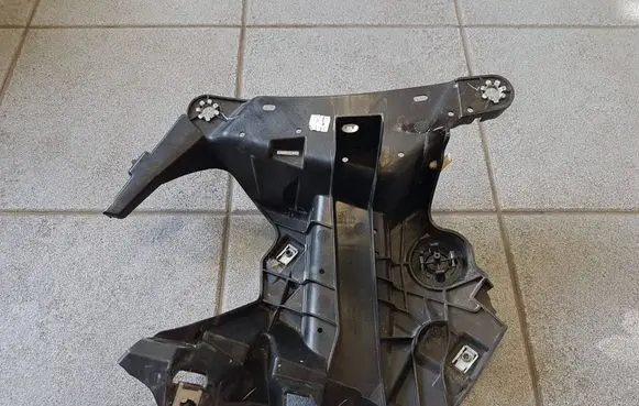 BMW X5 F15 Fender mounting bracket 7294543 51657294543 10503410