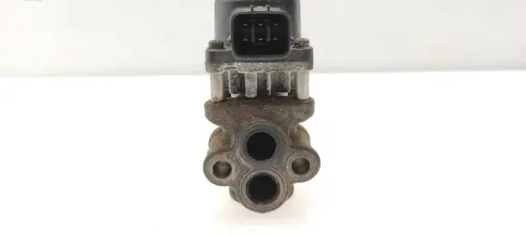 Subaru Legacy EGR valve