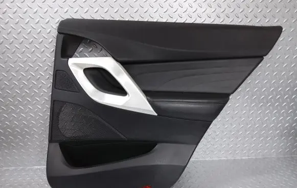 Citroen DS5 Rear door card panel trim 98009137ZD