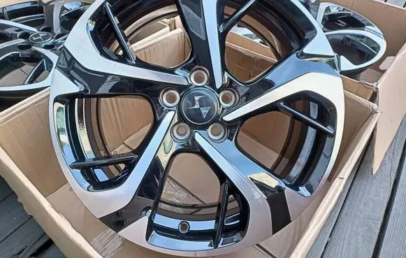 R18 alloy rim