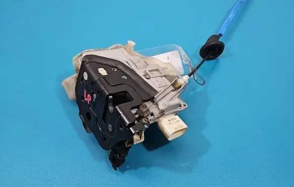 Audi A4 S4 B8 8K Front door lock 8J1837015A IMPRK1530459