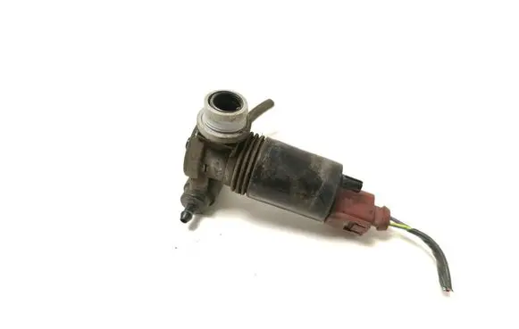 Land Rover Evoque I Windscreen/windshield washer pump 1011285