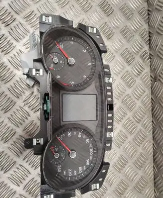 Volkswagen PASSAT B8 Speedometer (instrument cluster) 3G0920741A 263311412 0207468101