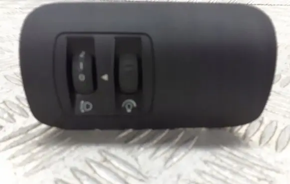Renault Megane II Headlight level height control switch 8200176081