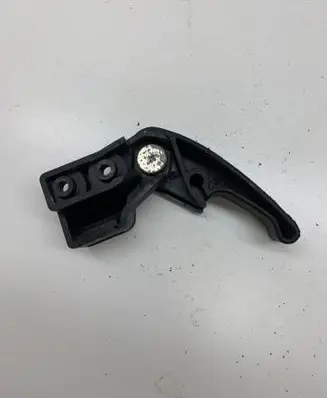 Engine bonnet (hood) release handle