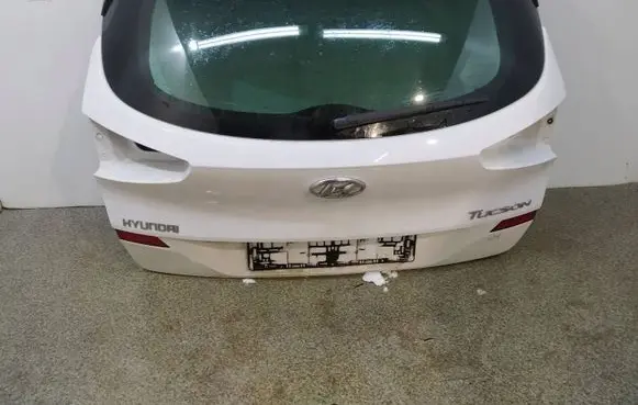 Hyundai Tucson TL Tailgate/trunk/boot lid 