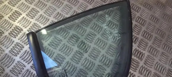 Rear vent window glass