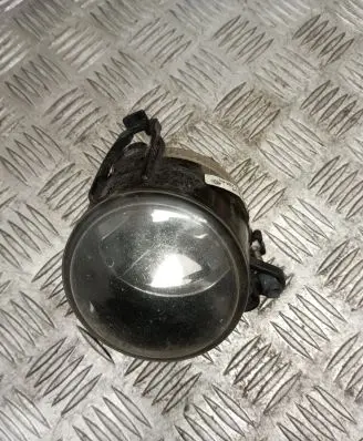 Volkswagen Golf V Front fog light