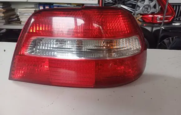 Volvo S40, V40 Rear/tail lights