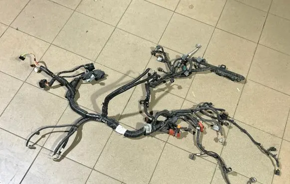 Nissan Pulsar Engine installation wiring loom 240113ZL1B G422113ZL1B