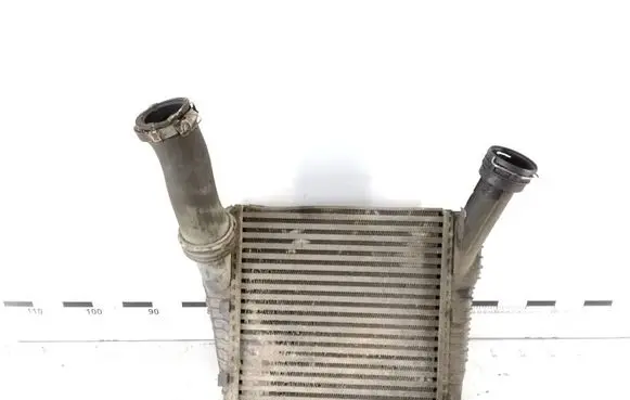 Audi Q7 4L Intercooler radiator 7L6145804 E3705003