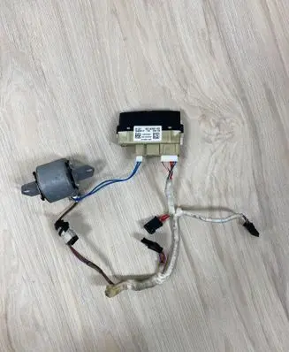 BMW 5 F10 F11 Other control units/modules 9218381 610224710F 00133125