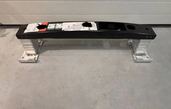 Land Rover Range Rover Sport L494 Front bumper support beam LR128131BZD1