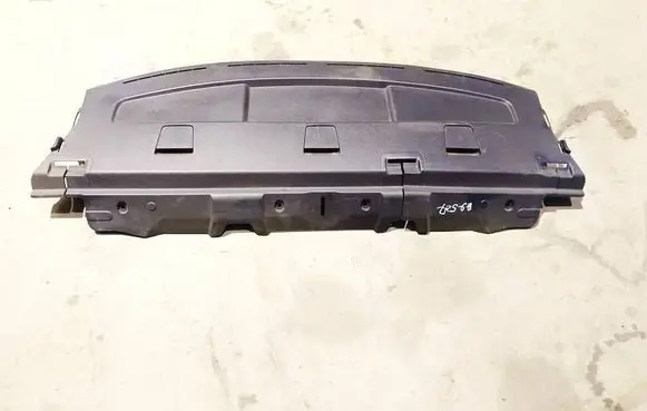 Parcel shelf