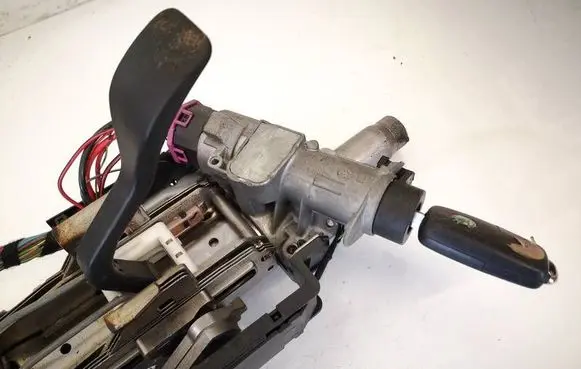 Skoda Roomster (5J) Ignition lock
