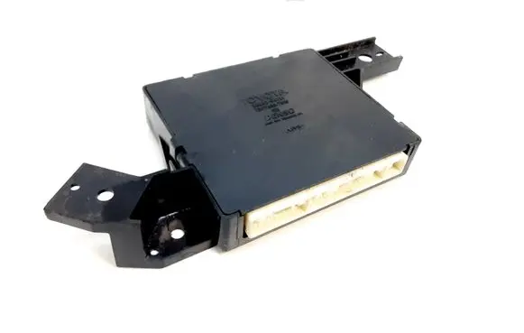 Toyota Camry Air conditioner control unit module 8865006111