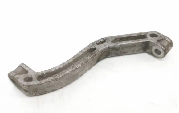 Volkswagen PASSAT B6 Engine mounting bracket 1K0199359E
