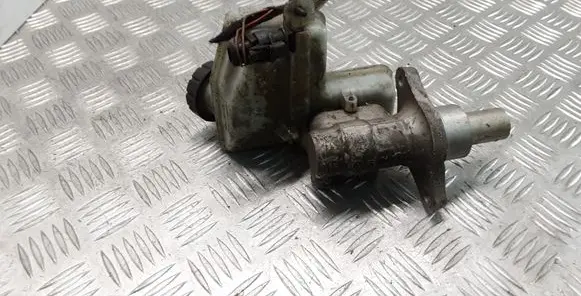 Opel Zafira B Master brake cylinder 32067277