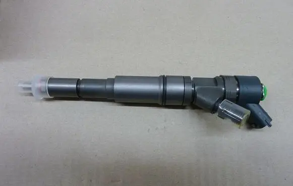 BMW 7 E65 E66 Fuel injector 0445110048