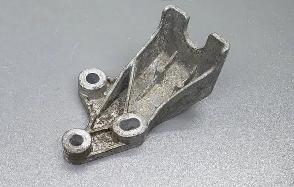 Citroen DS5 Gear shift cable bracket