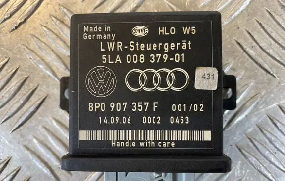 Audi A6 S6 C6 4F Light module LCM 8P0907357F 5LA00837901 00020453
