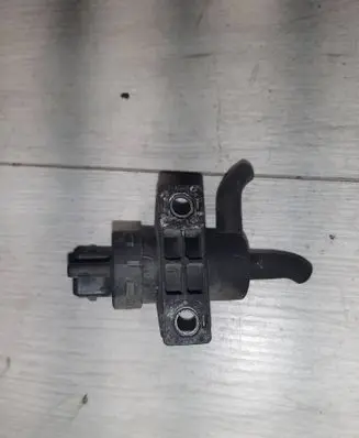 Volvo S40, V40 Turbo solenoid valve 282703d