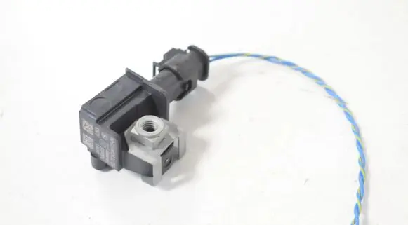 Mercedes-Benz GLA W156 X156 Airbag deployment crash/impact sensor 9224177