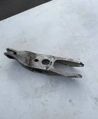 Audi Q7 4M Rear upper control arm/wishbone 4M0505311J