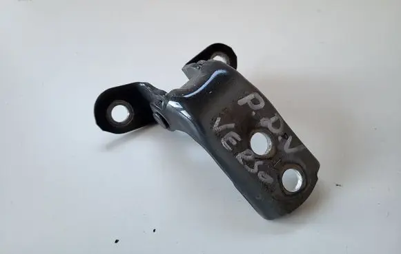 Toyota Verso Front door upper hinge
