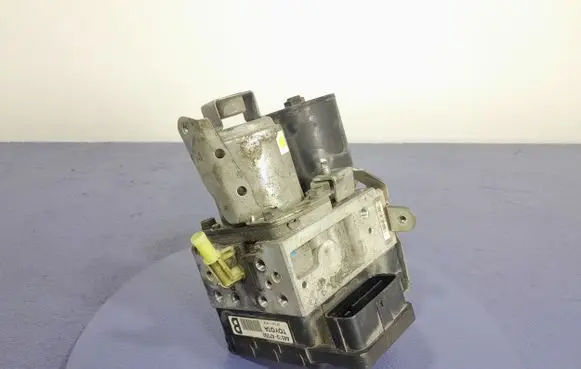 Toyota Prius (NHW20) ABS Pump 44510-47050