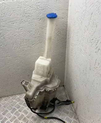 KIA Sportage Windshield washer fluid reservoir/tank 986103w500