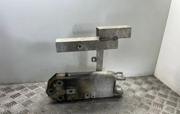 BMW 7 F01 F02 F03 F04 Front bumper shock/impact absorber 8051039