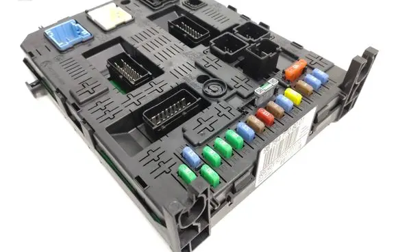 Peugeot Partner Engine control unit/module ECU 967847708001 20977771 230460802