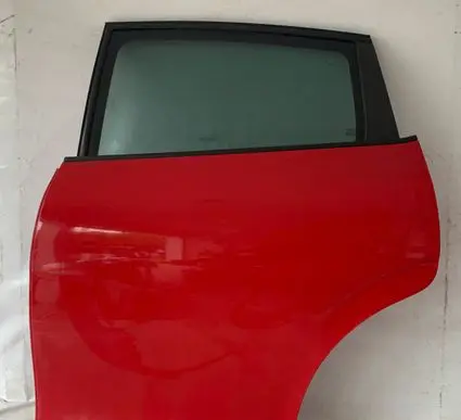 Seat Leon (1P) Rear door